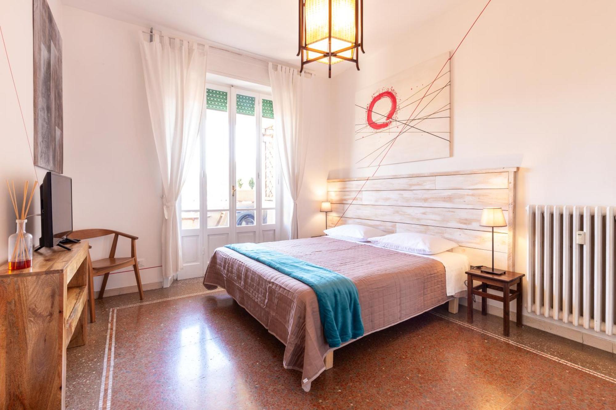 Apartment Sunny Charming 3 Bdr, 3bath *