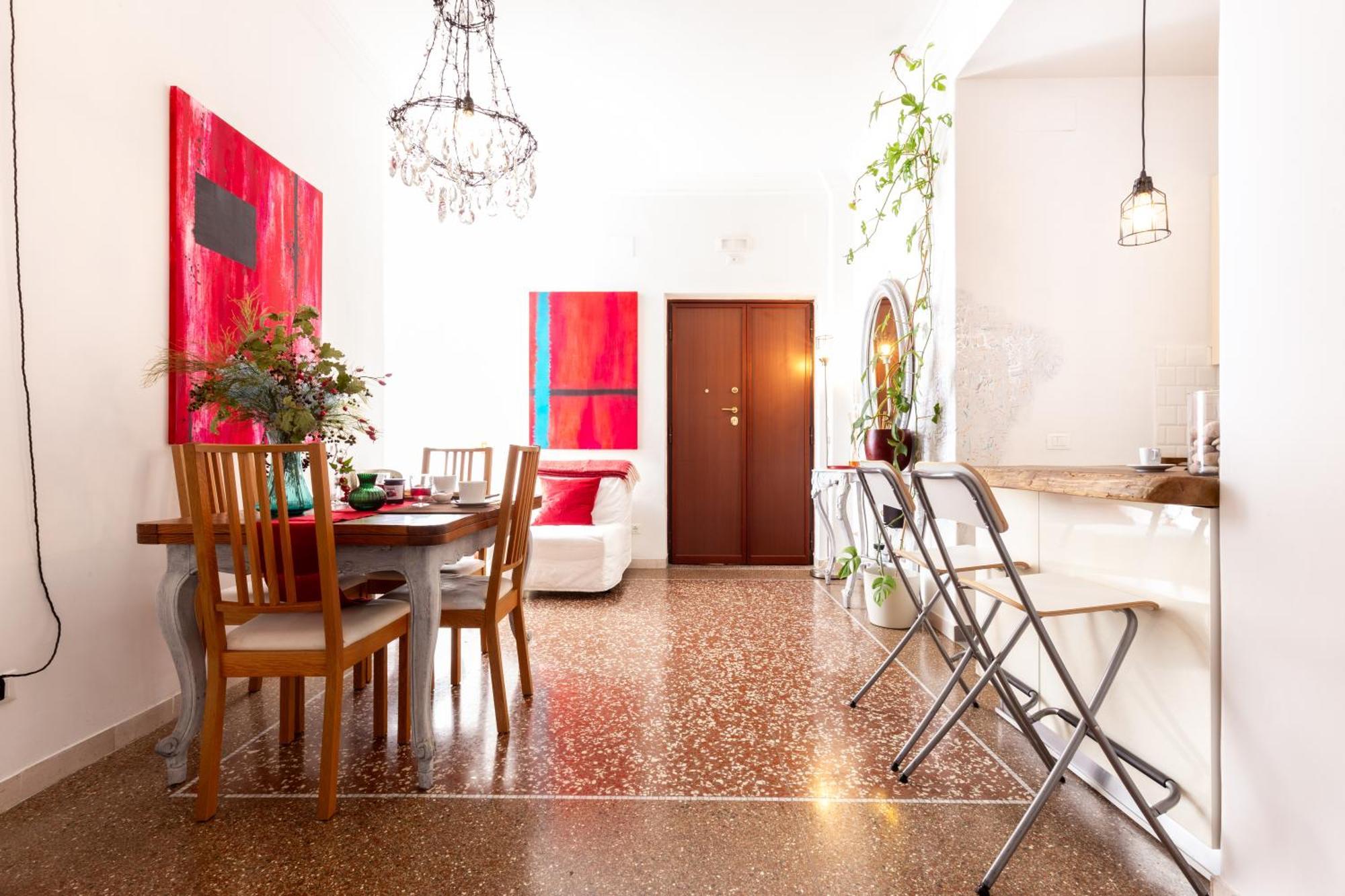 Sunny Charming 3 Bdr, 3bath