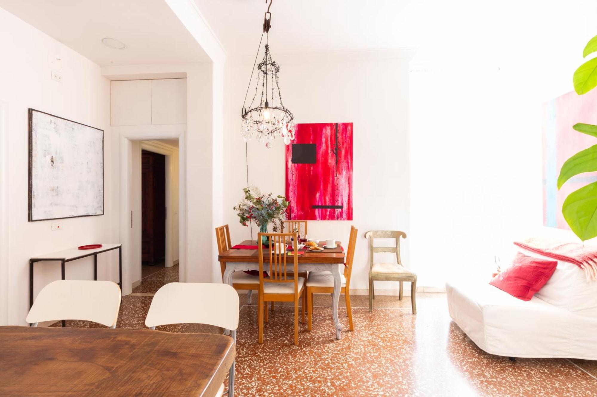 Sunny Charming 3 Bdr, 3bath